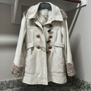 Women’s coat with detachable hood